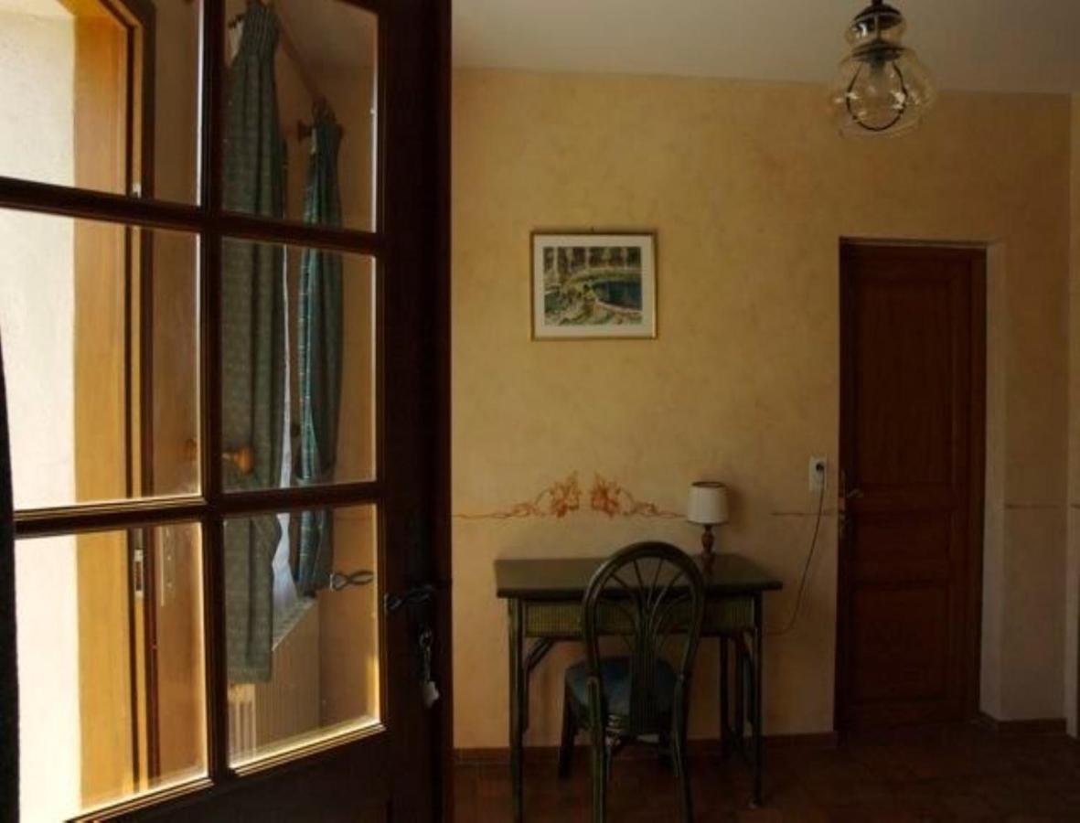 Vézannes Chambres D'Hotes Les Pierries חדר תמונה